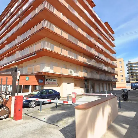 Rnet - 5 Apartment *